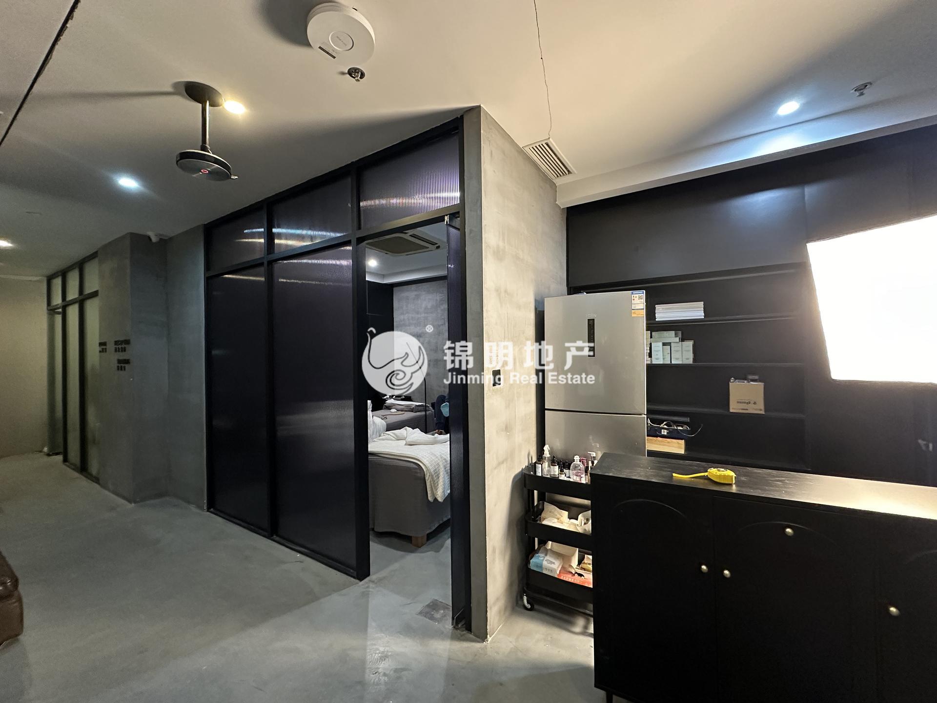 长寿路财富时代大厦112平米写字楼出租